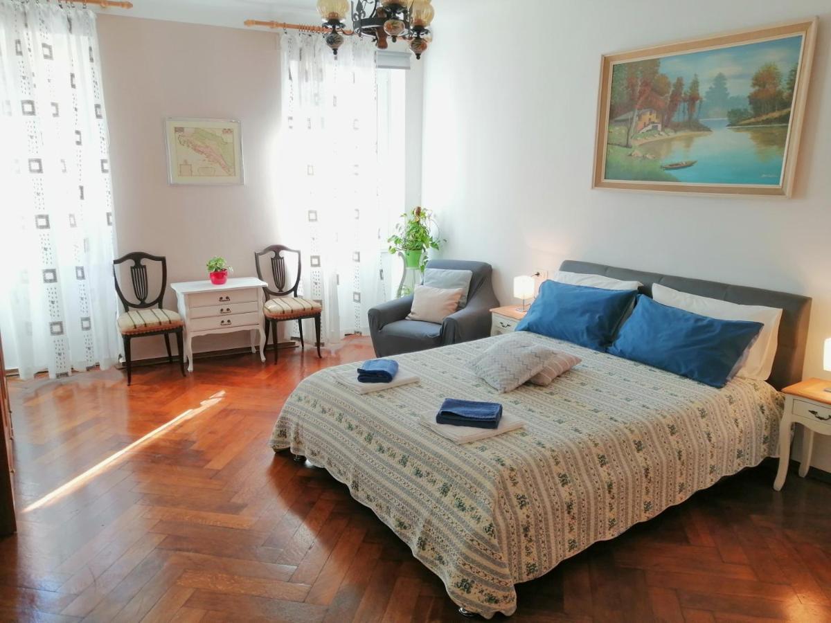 Guest House Barocco Rovinj Exterior photo